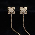 Avia Sui Dhaga Earrings