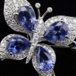 Papillon Diamond Brooch - Image 3