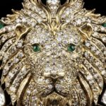 Lion Crown Diamond Brooch - Image 3