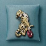 Tiger Diamond Brooch - Image 4